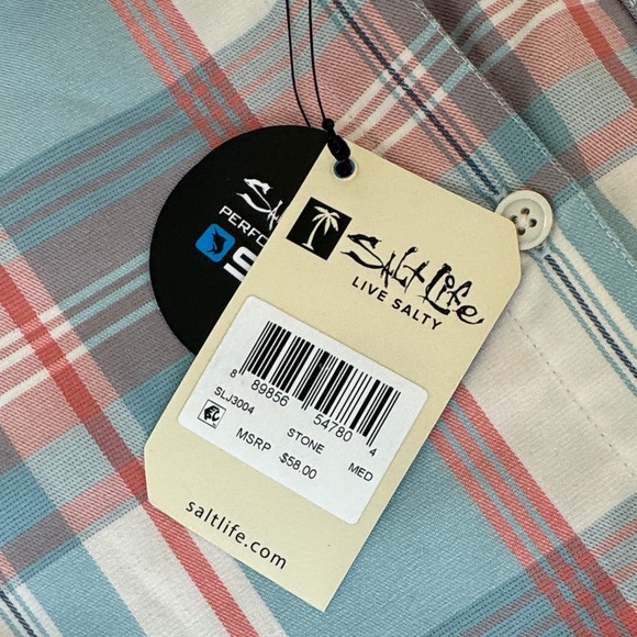 Salt Life Women’s plaid button down - Picture 4 of 5